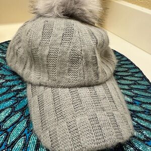 Cozy Gray Knit Pom-Pom Hat